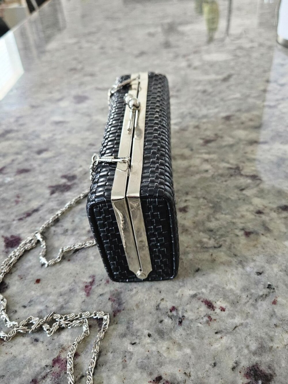 Vintage Black Woven Kiss Lock Clutch - Retro Mini Evening Bag W/ Chain Strap - Picture 5 of 12